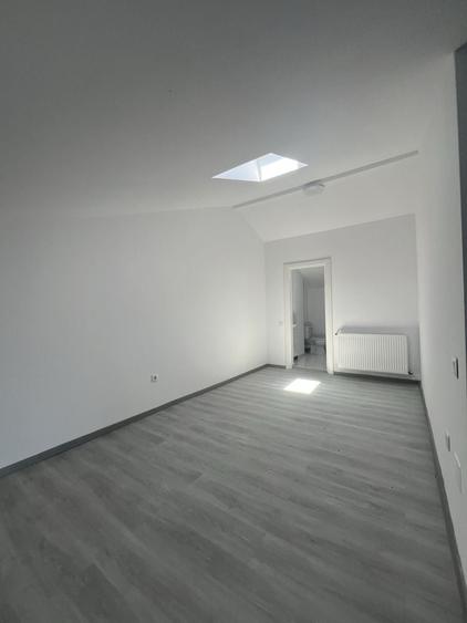 Apartament cu 2 camere decomandat în Florești — fotografia 3