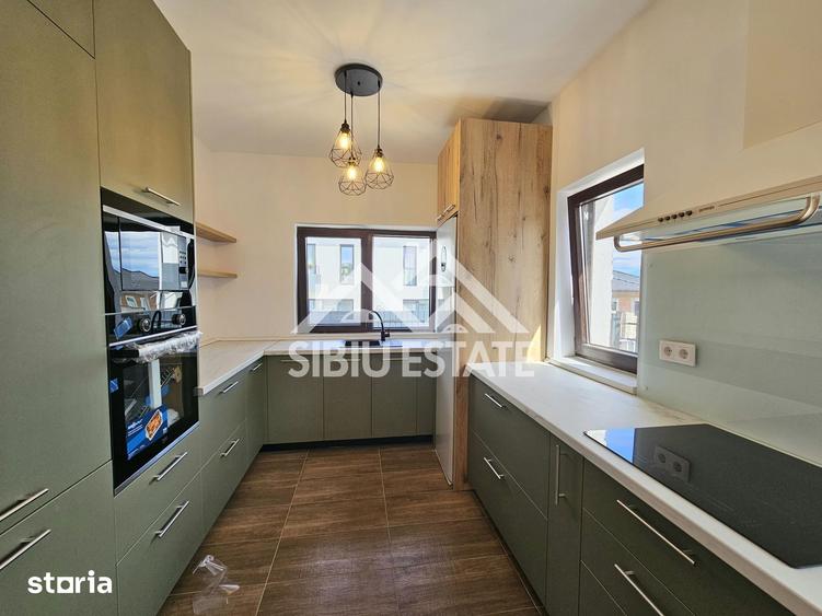 Casă cu 4 camere cu Teren 220 Mp în Central