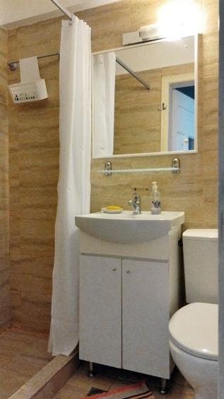 Inchiriez Apartament cu Doua Camere pe Termen Lung in Zona Centrala - 5