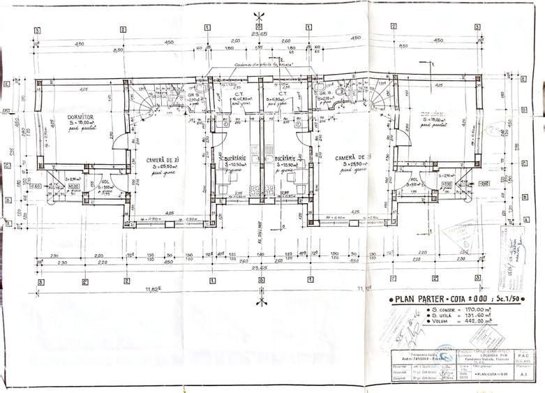 Casă cu 7 camere cu Teren 400 Mp în Central