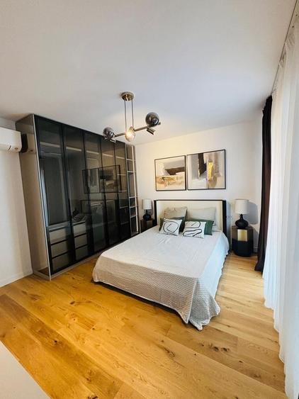 Apartament cu 3 camere, mobilat în P-ța Unirii