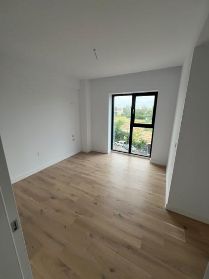 Apartament cu 3 camere decomandat, mobilat în P-ta Presei Libere