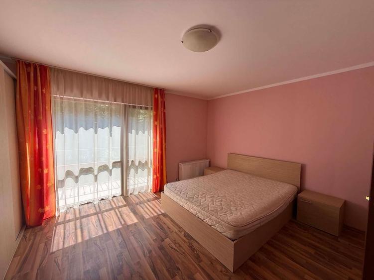 Duplex cu 4 camere cu Canalizare în Andrei Mureșanu