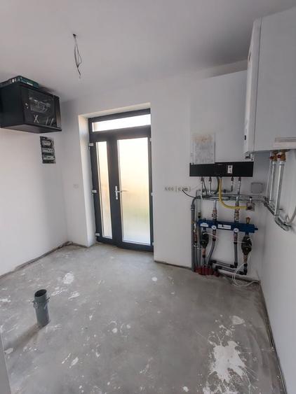 Duplex cu 4 camere cu Canalizare în Dumbrăvița