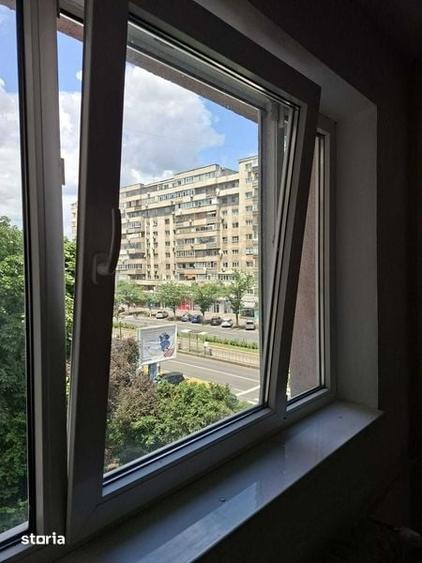 Apartament cu 3 camere decomandat în Republicii