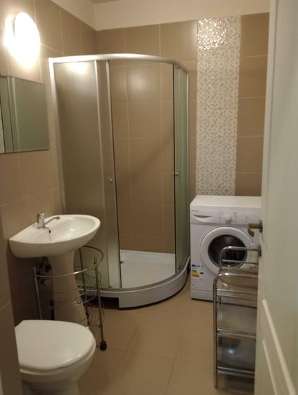 Apartament cu 2 camere decomandat în Florești