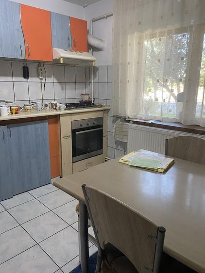 Apartament cu 3 camere decomandat în Unirii Nord