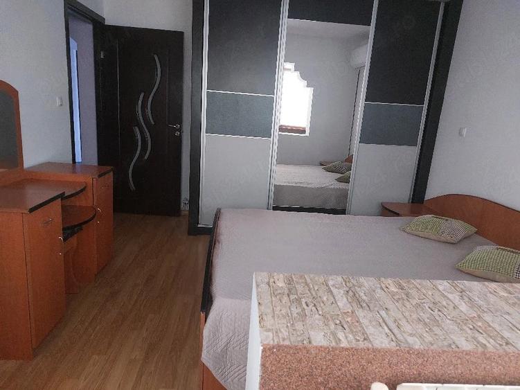 Apartament cu 2 camere decomandat în Spătaru