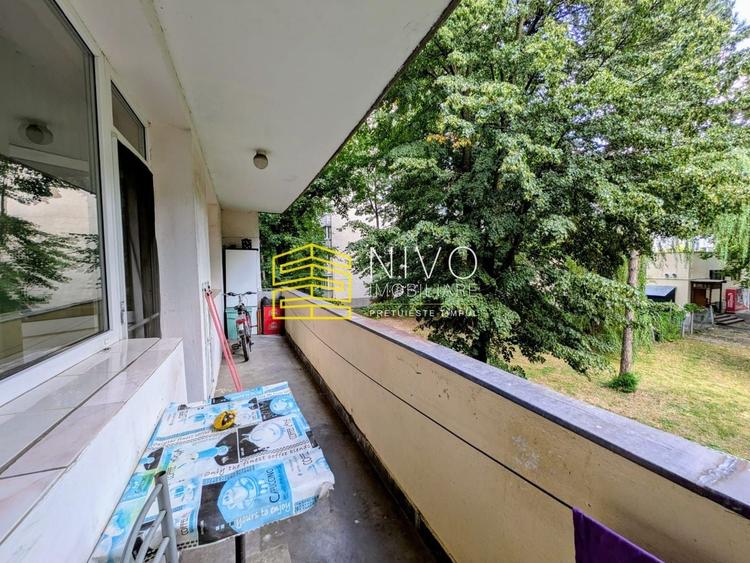 Apartament cu 2 camere semidecomandat, mobilat în Aleea Carpați