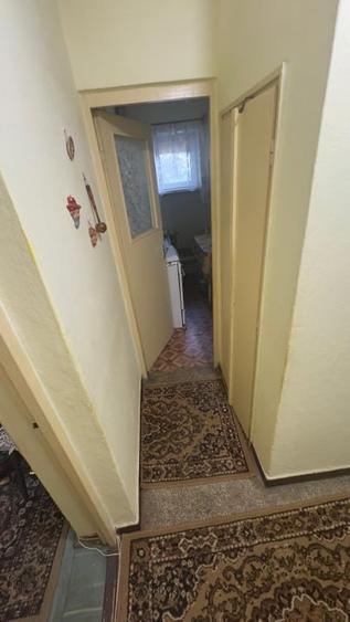 Apartament cu 3 camere în Cetate