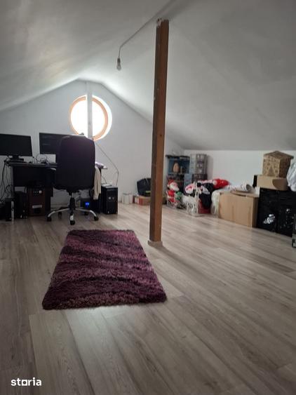 Casă cu 7 camere cu Teren 516 Mp în Cumpăna
