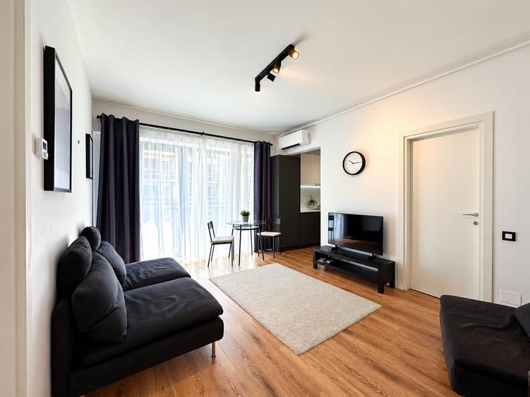 Apartament cu 2 camere semidecomandat în Băneasa