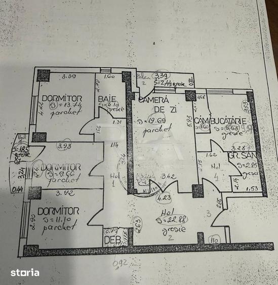 Apartament cu 4 camere decomandat în Centrul Civic