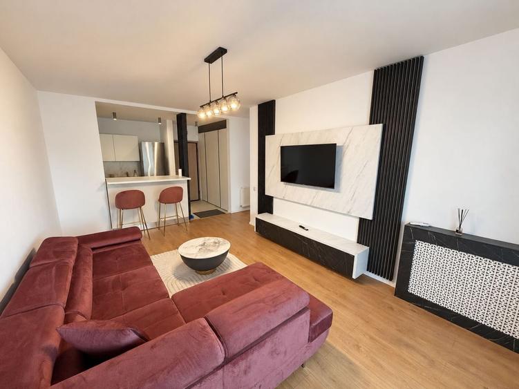 Apartament cu 3 camere semidecomandat, mobilat în Mănăștur