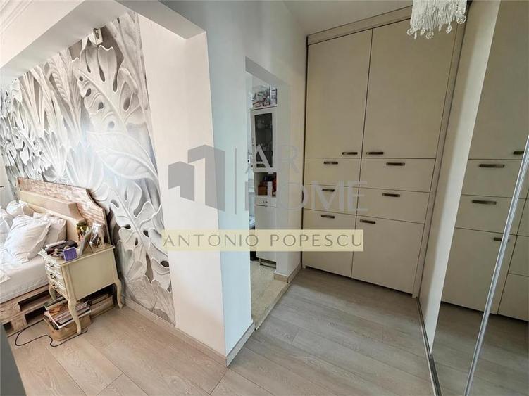 Apartament cu 3 camere decomandat, mobilat în Ultracentral