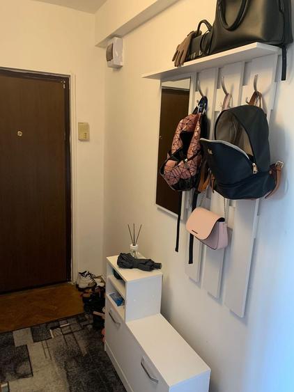 Apartament cu 2 camere decomandat în Pandurilor