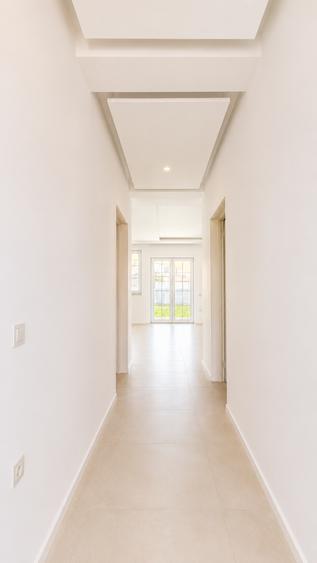 Duplex cu 5 camere cu Canalizare în Moșnița Nouă