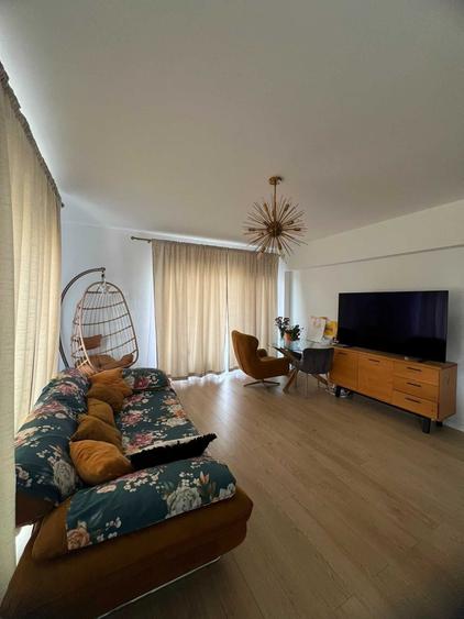 Apartament cu 2 camere decomandat în Tunari