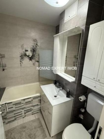Apartament cu 3 camere în Gorjului