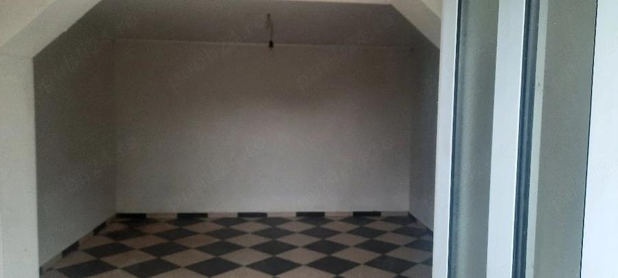 Casă cu Teren 2000 Mp în Mirceștii Vechi