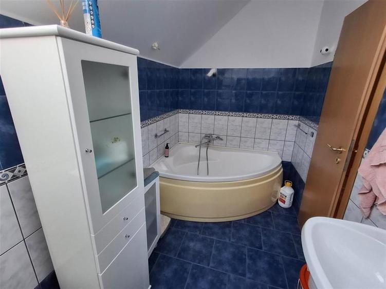 Apartament 3 camere 2 bai parcare zona Strand II - 6