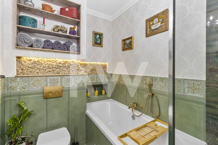 Apartament cu 4 camere decomandat, mobilat în Centrul Istoric