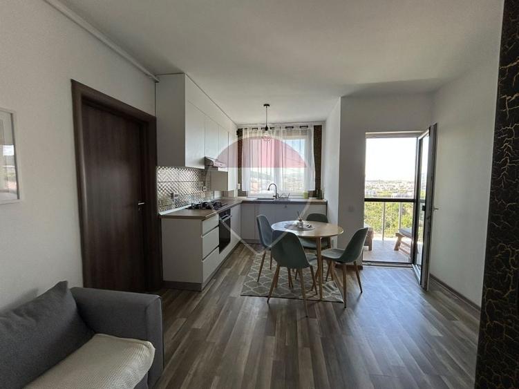 Apartament modern cu 2 camere și parcare inclusă - Strada Răzoare - 3