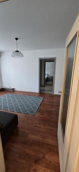 Apartament cu 2 camere semidecomandat în Take Ionescu