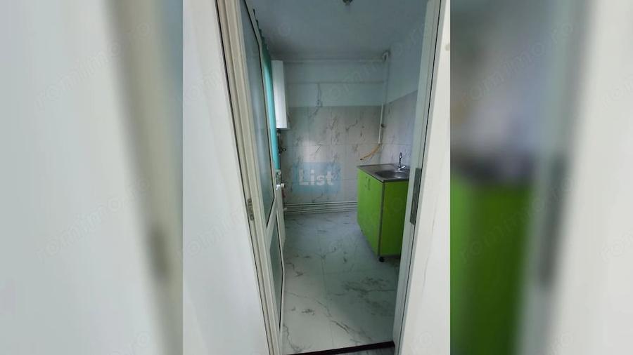 Apartament cu 2 camere semidecomandat în Decebal