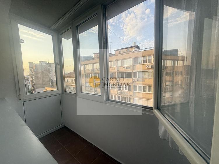 Apartament cu 2 camere semidecomandat, mobilat în Cișmigiu