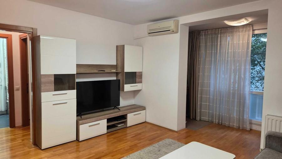 Apartament cu 2 camere semidecomandat, mobilat în Domenii