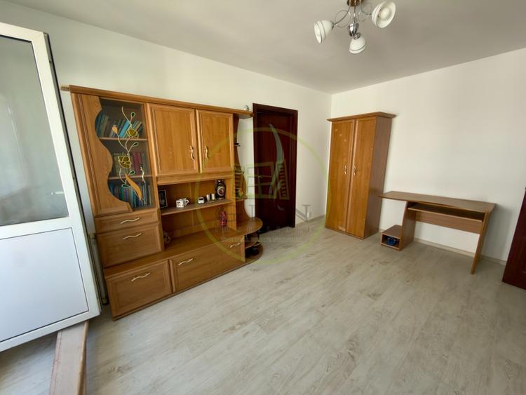 Apartament cu 2 camere semidecomandat, mobilat în Brazda lui Novac