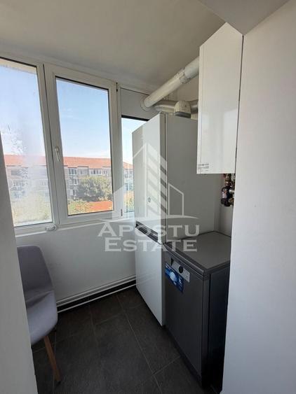 Apartament cu 2 camere decomandat în Aradului