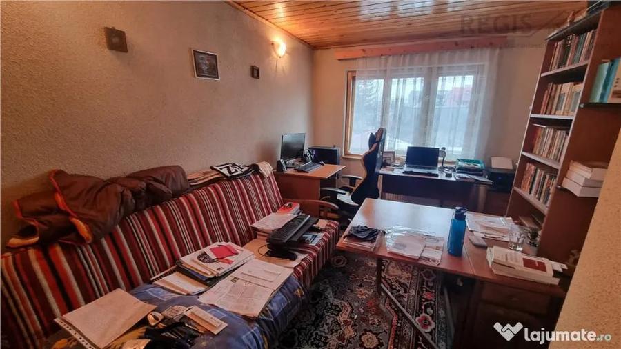 Casă cu 5 camere cu Teren 240 Mp în Zizin