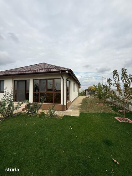 Casă cu 3 camere cu Teren 640 Mp în Clinceni