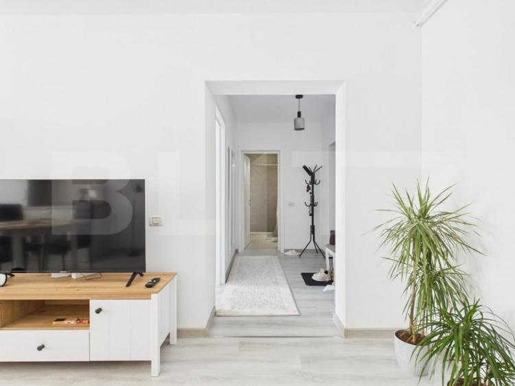 Apartament cu 2 camere decomandat în Sânpetru