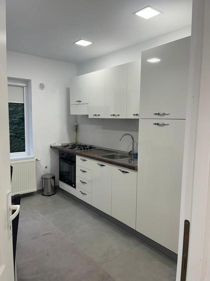Casă cu 2 camere în Central