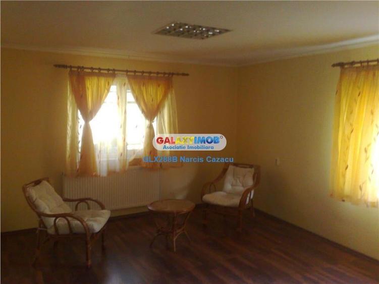 Casă cu 7 camere cu Teren 359 Mp în 1 Mai