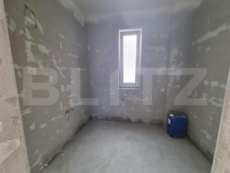 Baie cu geam! 3 camere, semifinisat, 53mp, zona BMW - 4
