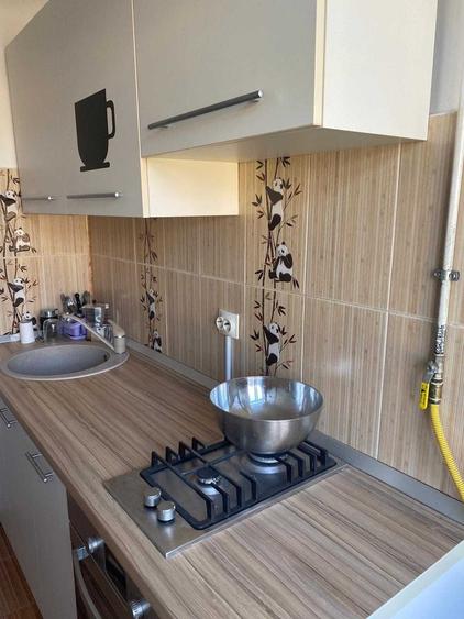 Apartament cu 2 camere decomandat în Albești