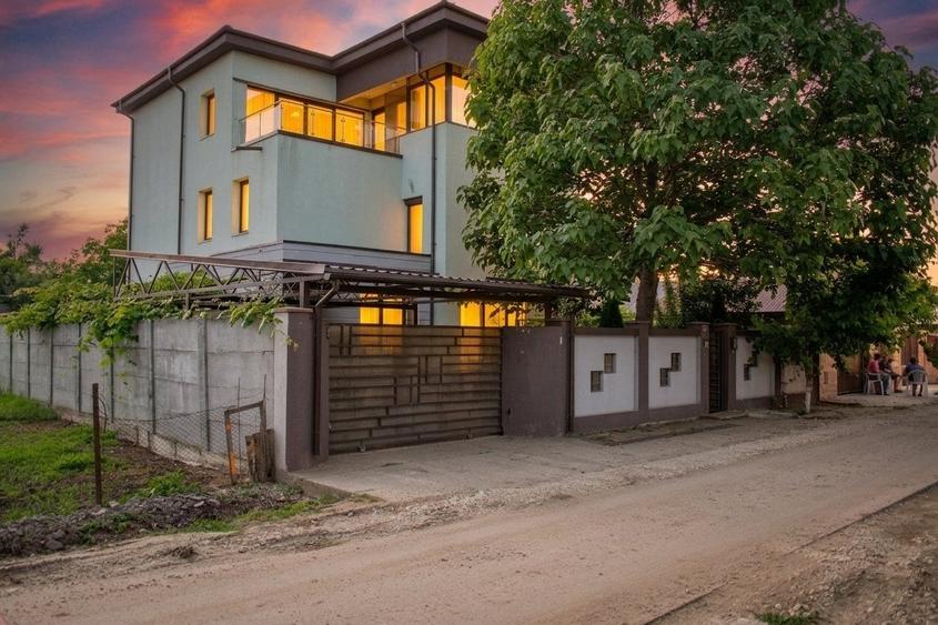 Casă cu 6 camere cu Canalizare în Dârza
