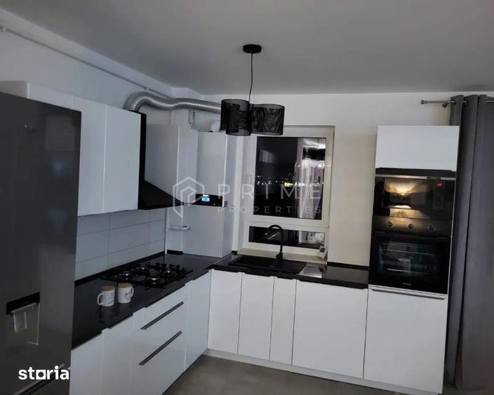 Apartament cu 3 camere decomandat în Libertății