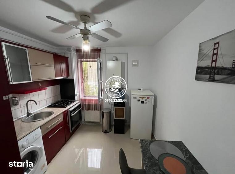 Apartament cu 2 camere în Podu Roș