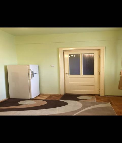 Garsonieră decomandată în Central