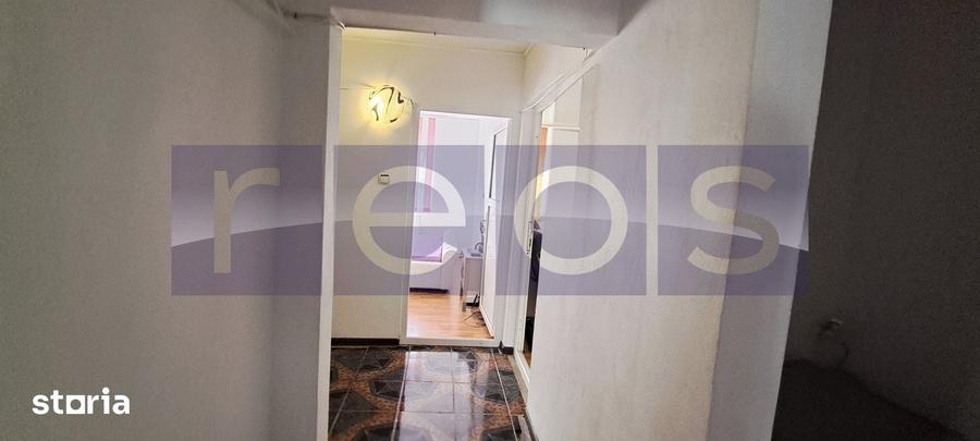 Apartament cu 4 camere decomandat în Central
