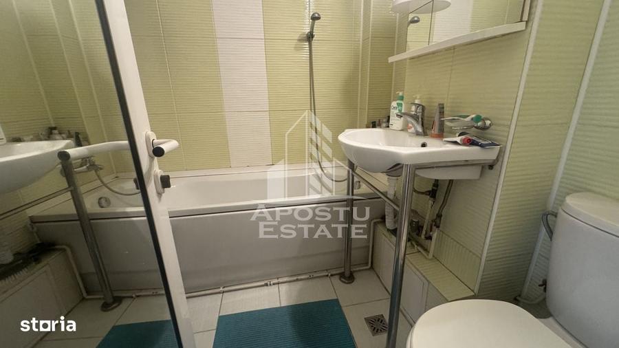 Apartament cu 2 camere decomandat în Central