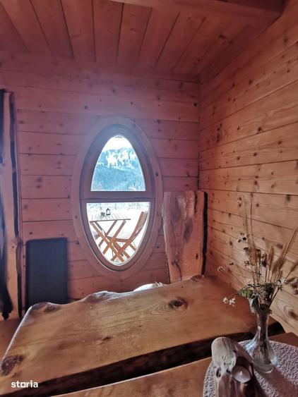 Casă cu 4 camere cu Teren 62000 Mp în Horea