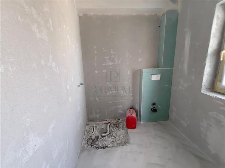 Duplex cu 4 camere cu Canalizare în Moșnița Nouă