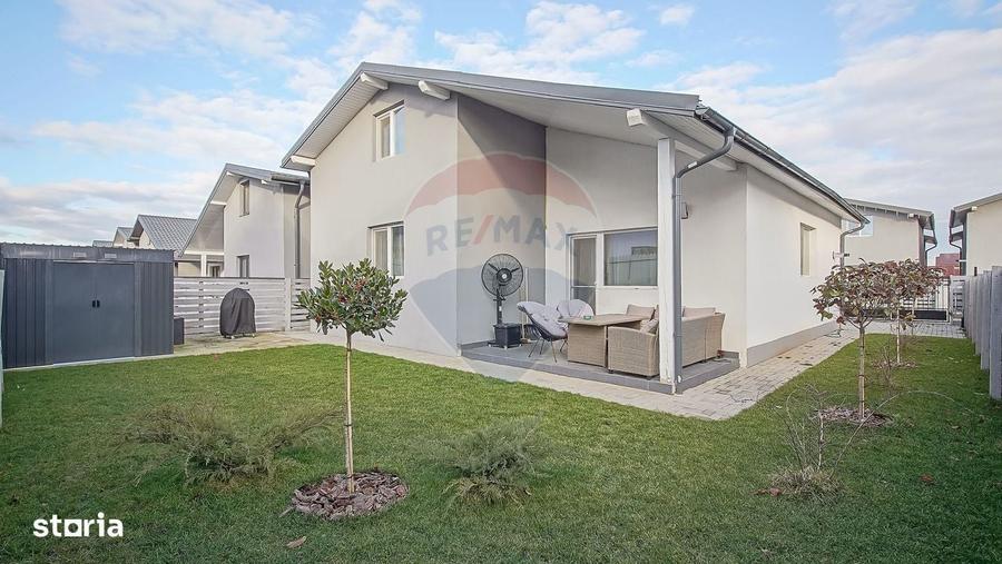Casă cu 4 camere cu Teren 293 Mp în Central