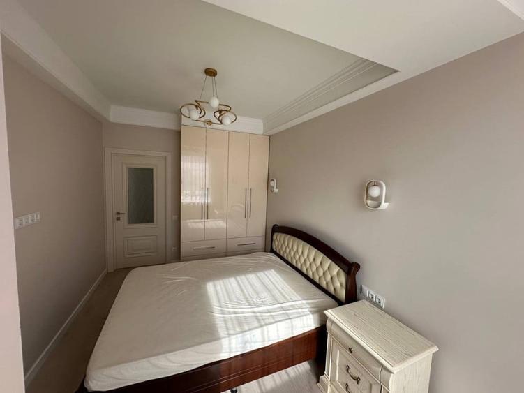 Spre inchiriere apartament cu 2 camere Florilor - 4